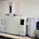 Gas chromatograph with a mass spectrometer